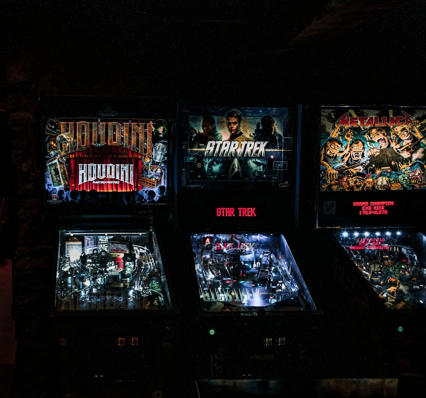 Top Reasons to Add Pinball Machines to Your Location